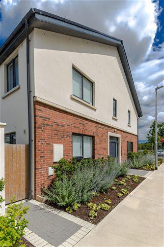 24 Tandy's Walk , Adamstown, Lucan, Dublin, historical listing image 3