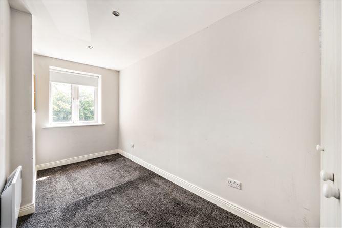 29 Parkview, Verdemont, Blanchardstown, Dublin 15, historical listing image 6