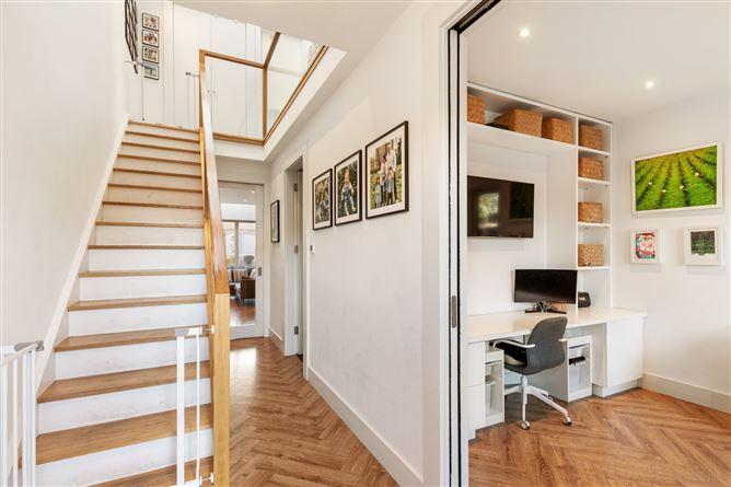 5a, Sefton Rochestown Avenue, Co. Dublin, historical listing image 2
