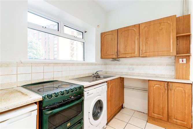 102 Cedar House, Mespil Estate, Sussex Road, Dublin 4, historical listing image 5