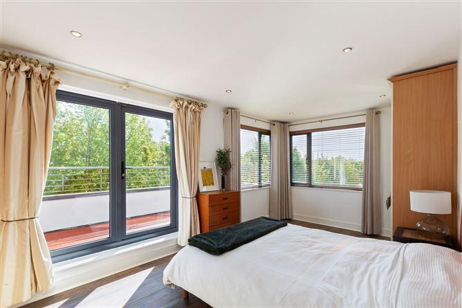 Apartment 17, Le Hunt House, Brennanstown Square, Cabinteely, Cabinteely, Dublin, historical listing image 6