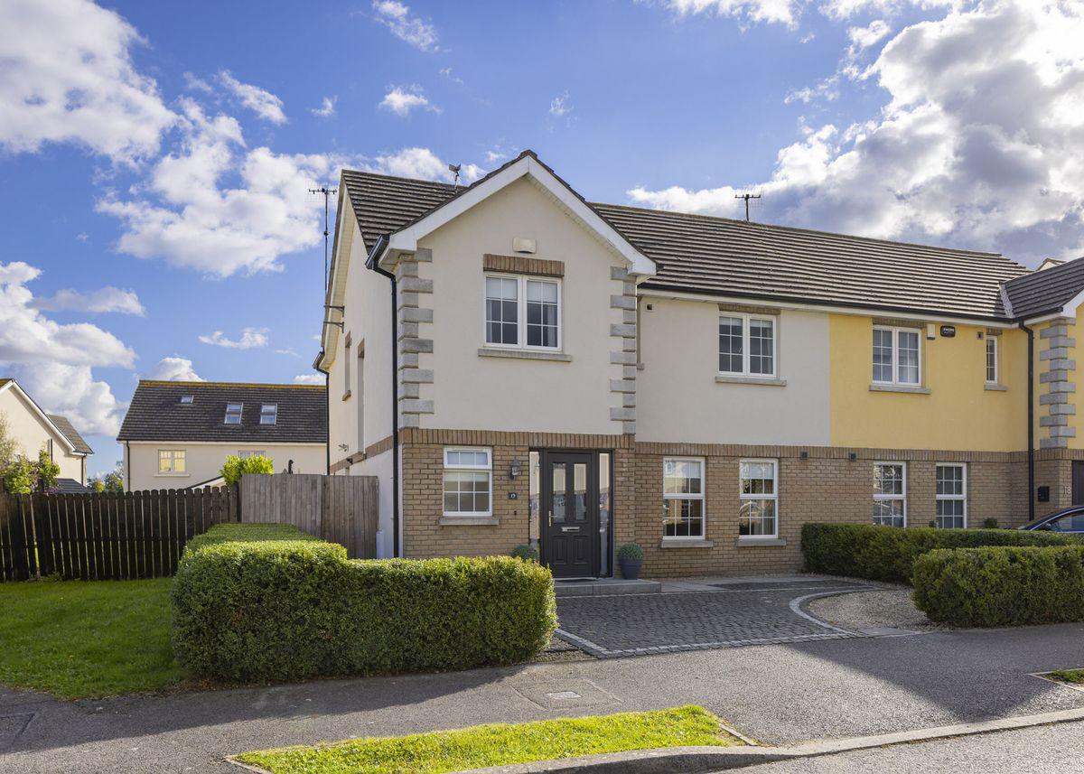19 Molesworth Close, Knocksedan, Swords, County Dublin, historical listing image 1
