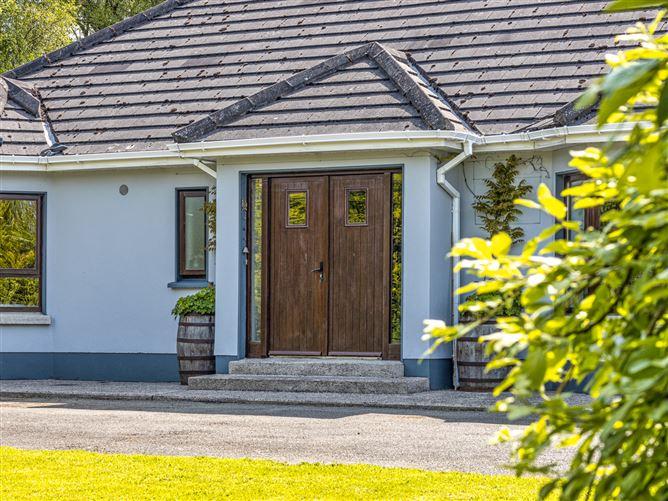 Substantial Residence On c. 1 Acre / 0.404 HA,, Donard, Wicklow, historical listing image 5