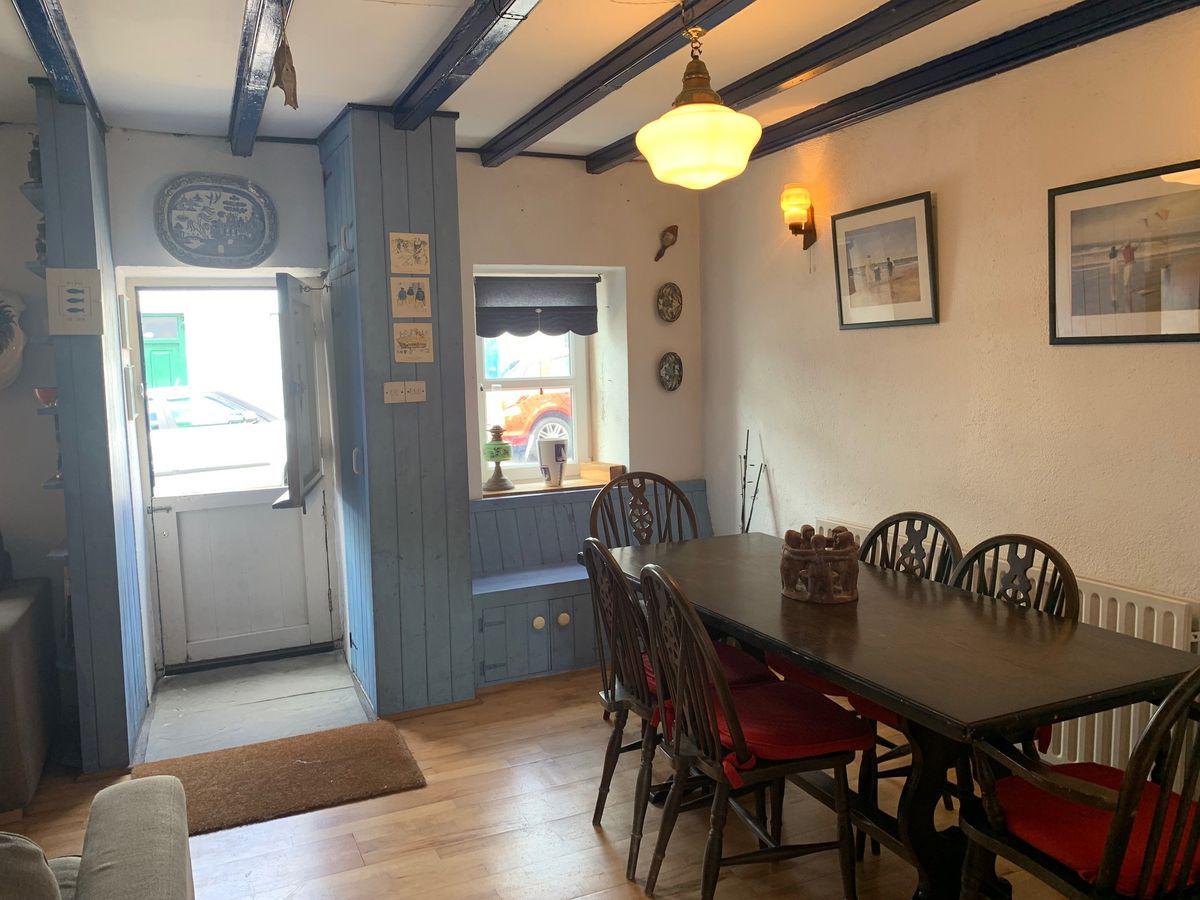2 Pier Road, Schull, Co. Cork, historical listing image 4
