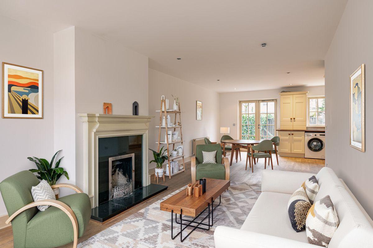 31 Oakwood Manor, Kenmare, Kerry, historical listing image 2