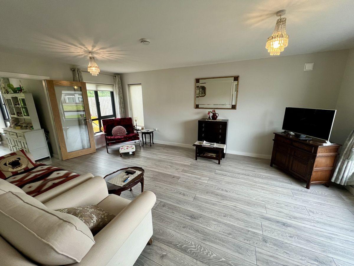 4 College View Crescent, Castlebar, County Mayo, historical listing image 2