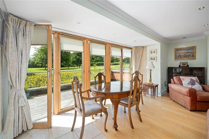 2 Willow Lodge, Farmleigh Avenue, Farmleigh Woods, Castleknock, Dublin 15, historical listing image 5