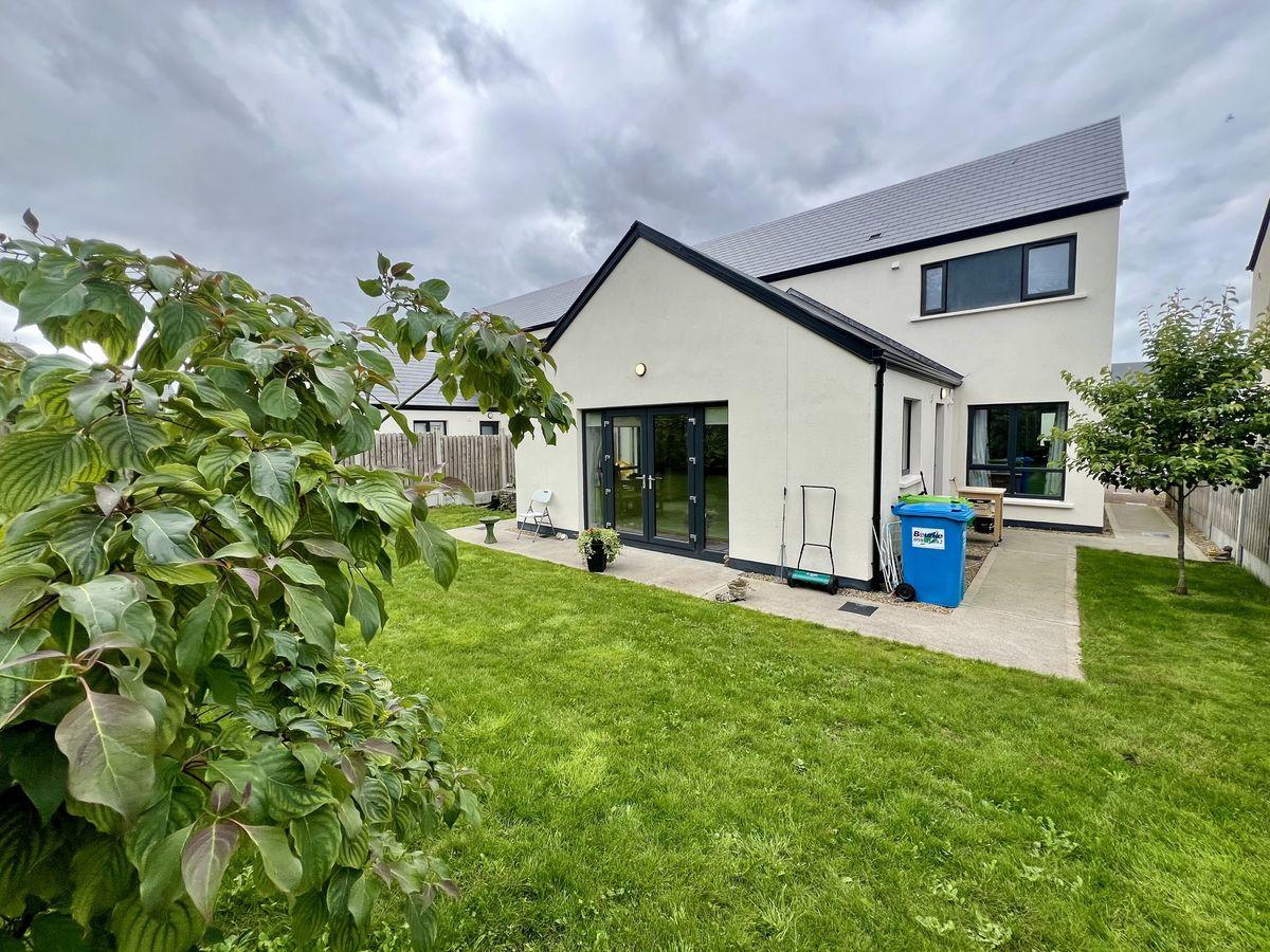 4 College View Crescent, Castlebar, County Mayo, historical listing image 6