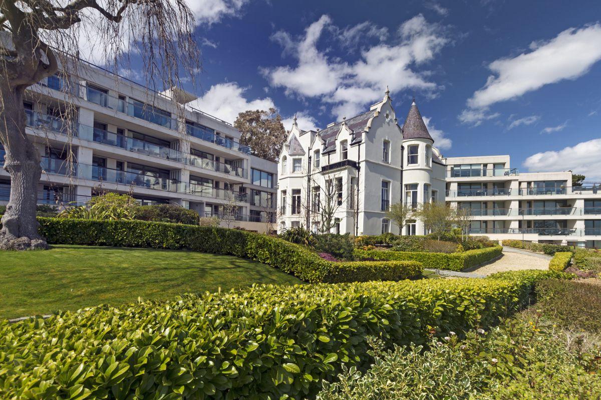Apt 25 Newman, The Court, Killiney Bay, Killiney, Co. Dublin, historical listing image 1