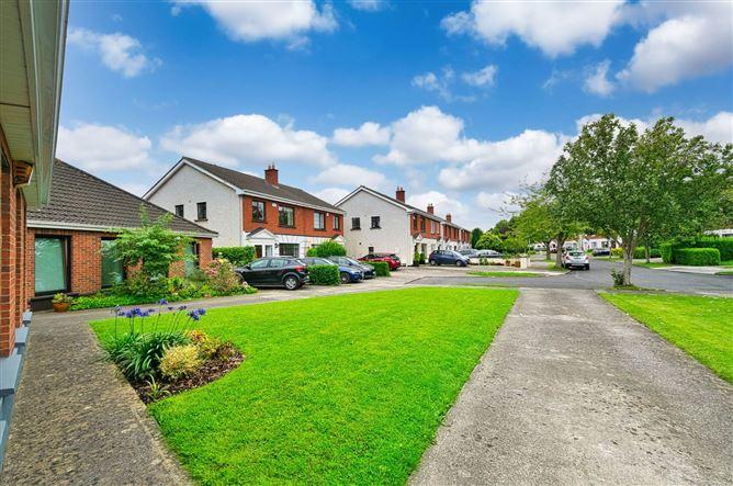 181 Woodview, Castletown, Celbridge, County Kildare, historical listing image 3