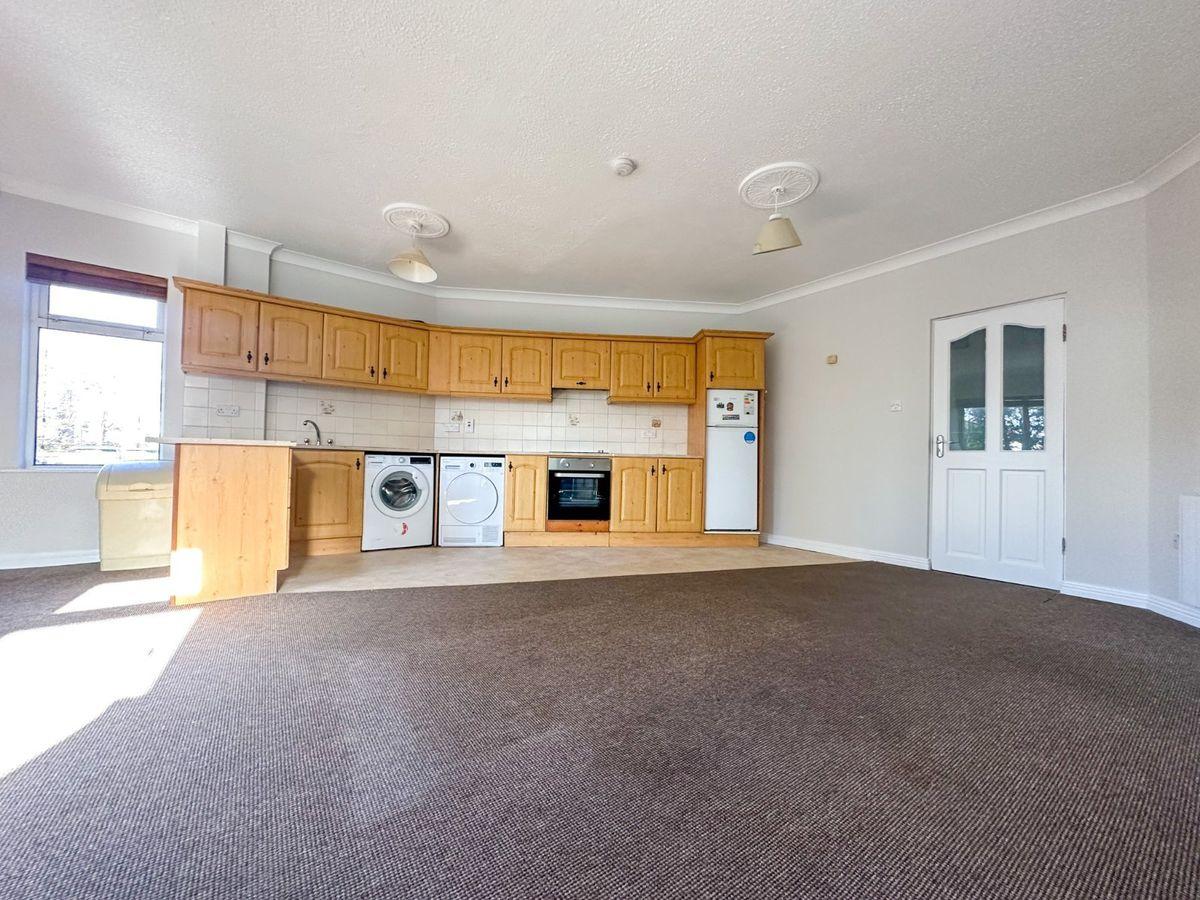 15 Lios Ealtan, Salthill Road Lower, Salthill, Galway City, Co. Galway, H91X891, historical listing image 5