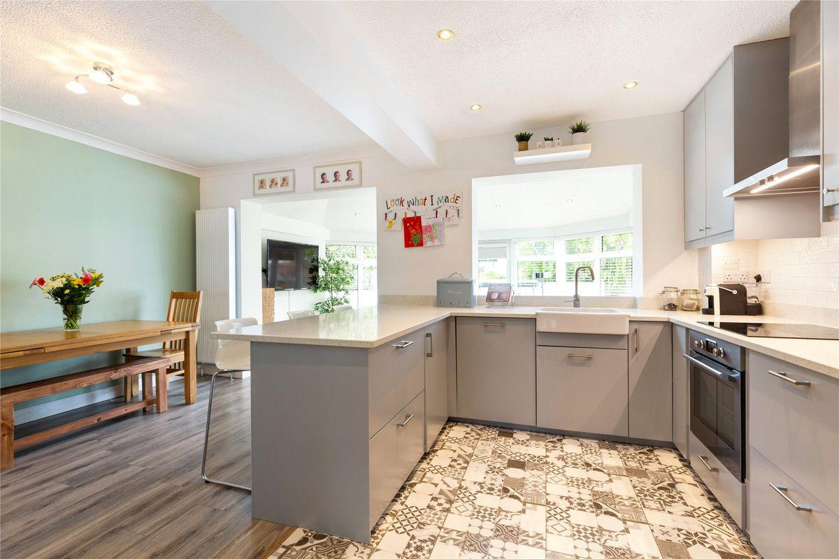 16 Bayview Court, Killiney, Co. Dublin, historical listing image 4