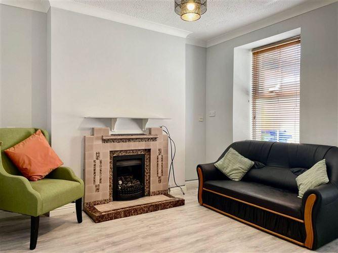 18 Steeles Terrace, Ennis, Co. Clare, V95K28A, historical listing image 4