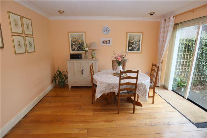 35 Georgian Close, Drogheda, Louth, historical listing image 5