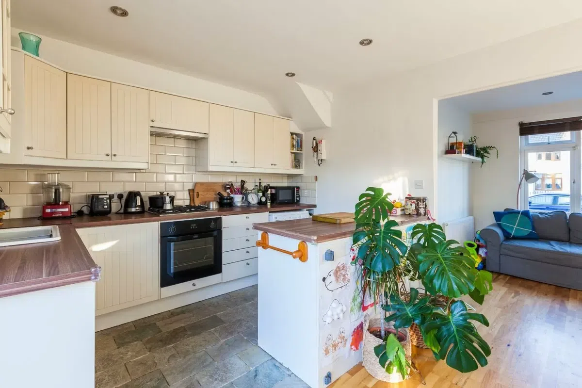 47 Swilly Road, Cabra, Dublin 7, historical listing image 4