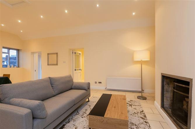 7 Estate Cottages, Shelbourne Road, Ballsbridge, Dublin 4, D04V4Y8, historical listing image 5