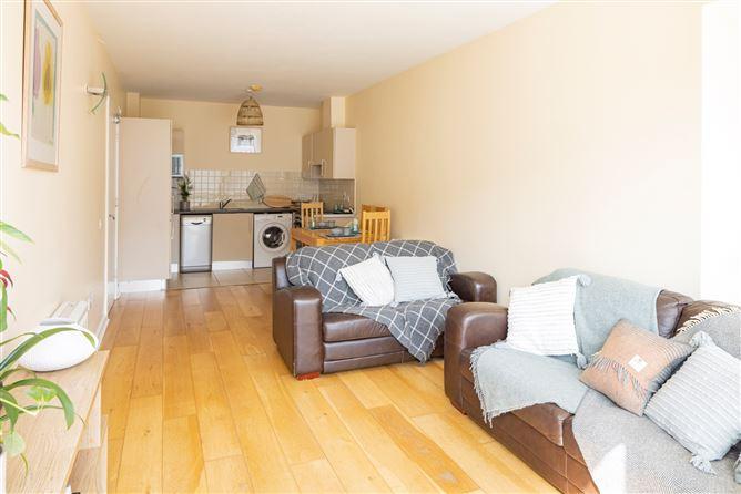 72 Raven Hall, Swords Central, Swords, County Dublin, historical listing image 5