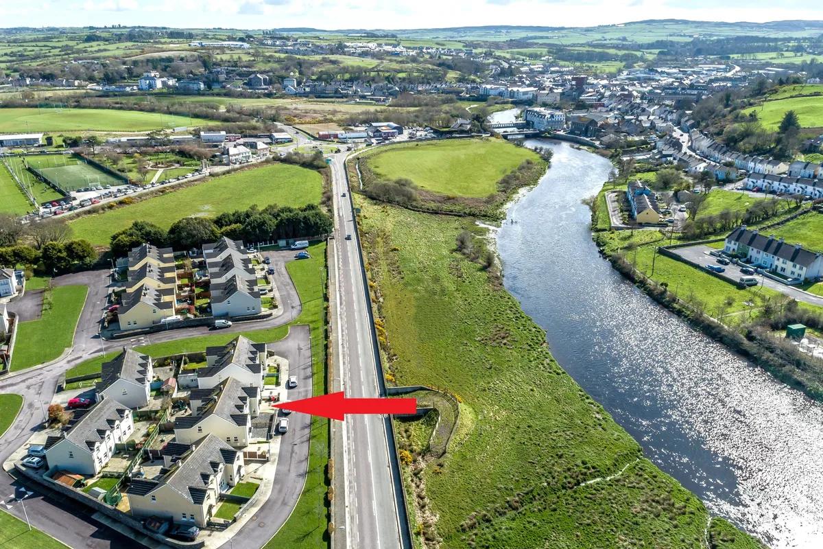 42 The Moorings, Skibbereen, Co. Cork, P81KD60, historical listing image 5