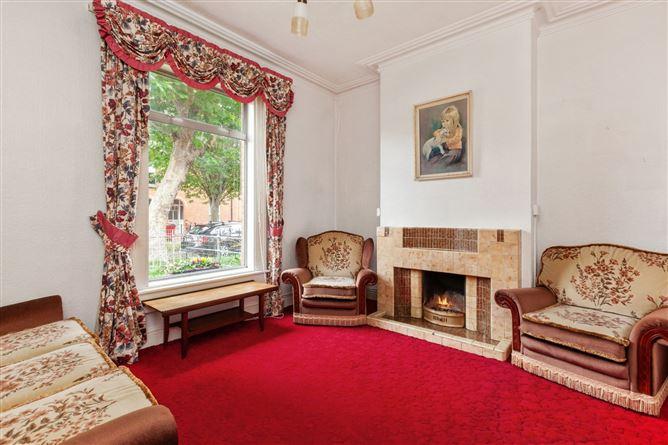 33 Shandon Drive, Phibsboro, Dublin 7, historical listing image 3