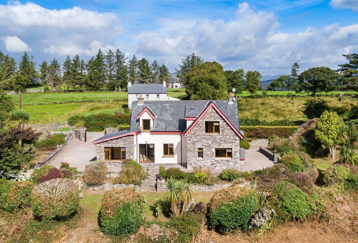 Cloonee, Tuosist, Kenmare, Co. Kerry, historical listing image 2