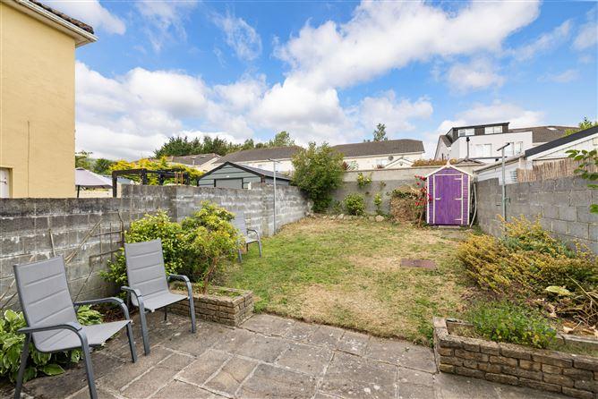 18, Sandyford Hall Drive, Dublin 18, historical listing image 4