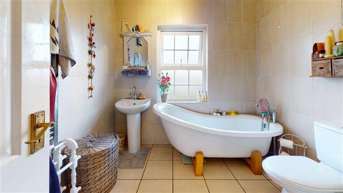 35 Parkfield, New Ross, Wexford, historical listing image 5