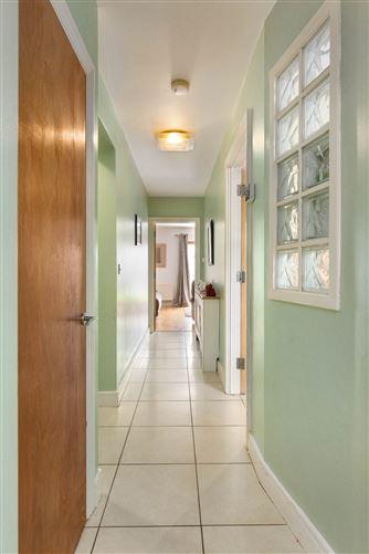 8, Belfry Lawn, historical listing image 2