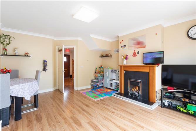 33, Delhurst Terrace, Dublin 15, historical listing image 4