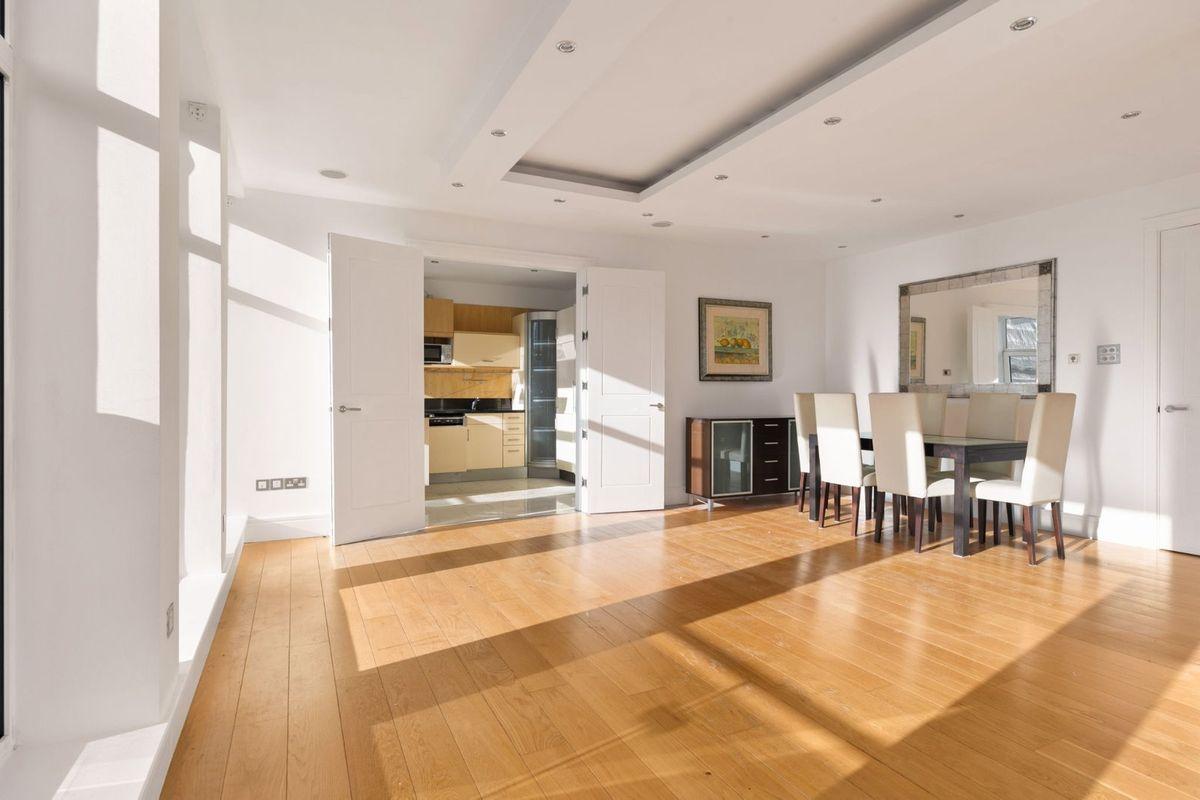132 Adelaide Square, Whitefriar Street, Dublin 8, D08CX50, historical listing image 6