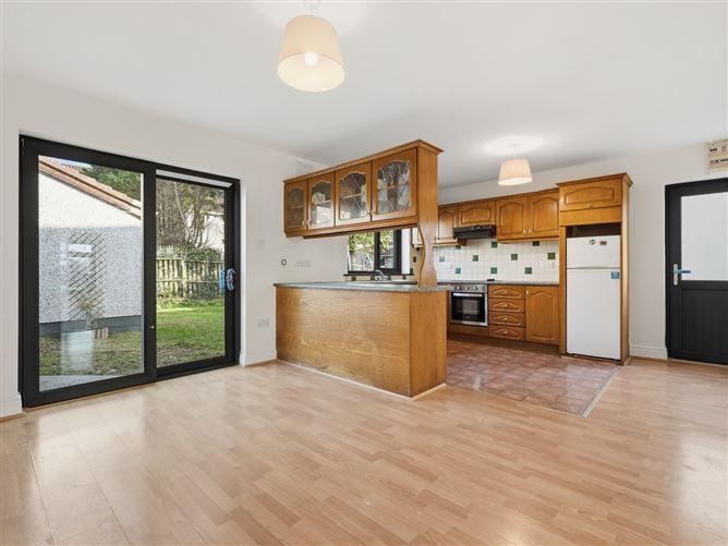 13 Castlefield Manor, Kilalla Road, Ballina, Co. Mayo, historical listing image 6