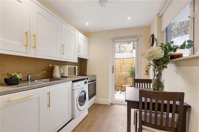 1 Holycross Avenue, Drumcondra, Dublin 3, D03W352, historical listing image 4