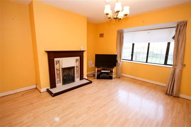 38, Colthurst Crescent, Co. Dublin, historical listing image 4