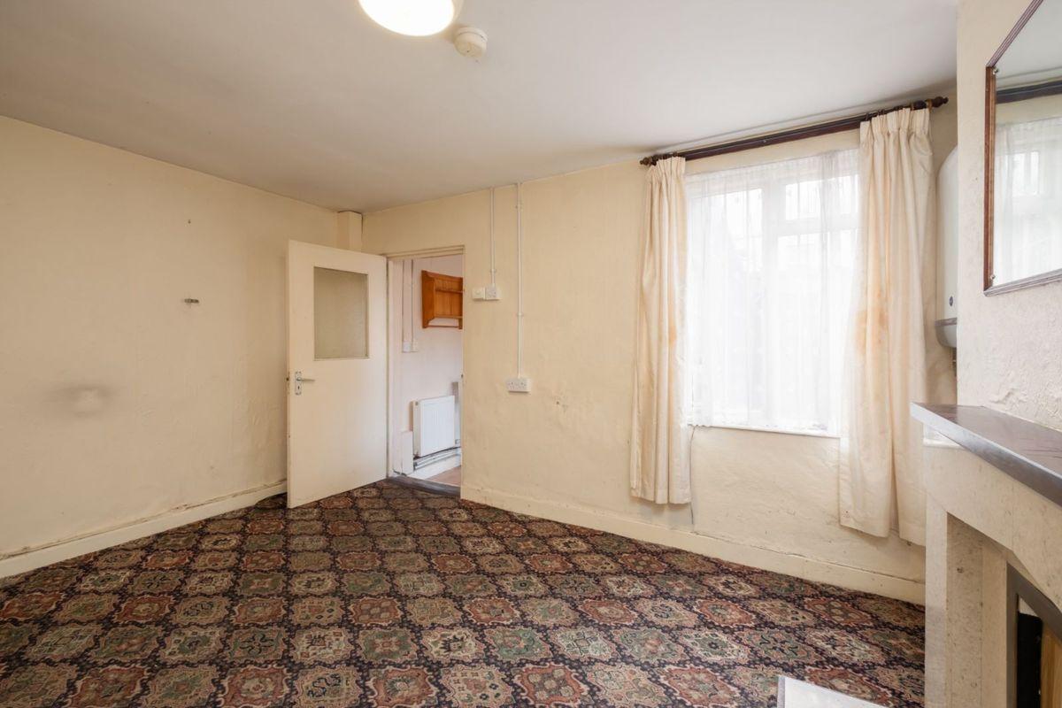 2 Muckross Parade, Dublin 7, Phibsborough, Dublin 7, D07Y1T1, historical listing image 6