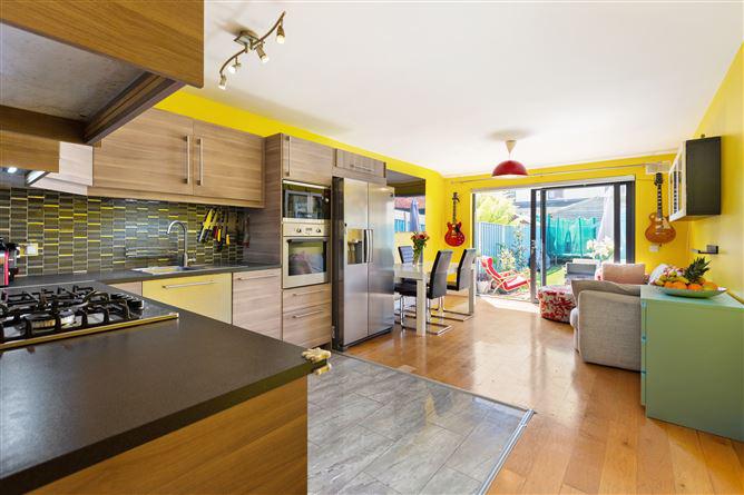 27 Charlesland Grove, Greystones, Wicklow, historical listing image 2