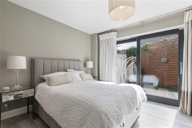 1 Grosvenor Manor, Rathmines, Dublin 6, historical listing image 4