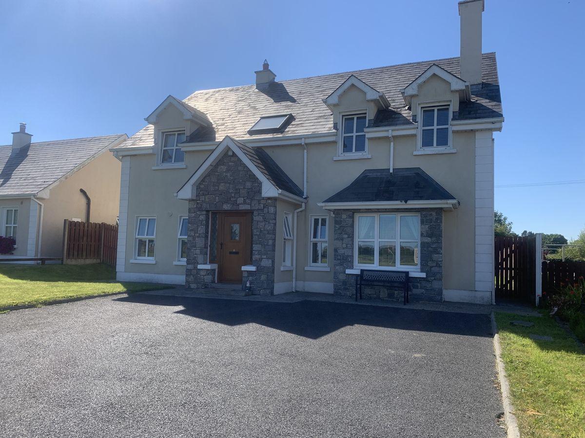 3 Pairc An Tobair, Caltra, Ballinasloe, Co. Galway, historical listing image 3