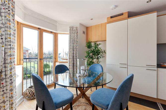 Redcourt Oaks, Seafield Road East, Clontarf, Dublin 3, historical listing image 3