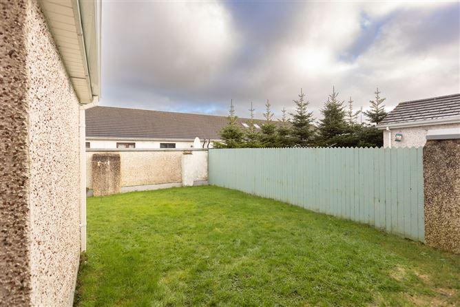 Original advertisement for 61 RAITHIN CLOSE, ASHE ROAD, MULLINGAR