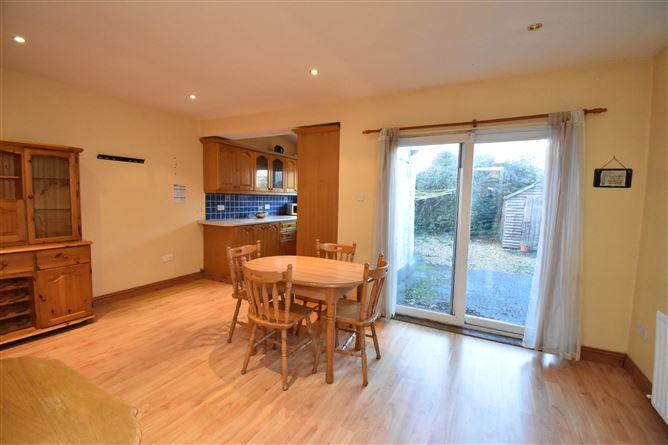 22 Luttrell Park Close, Castleknock, Dublin, historical listing image 6