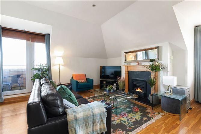17 The Willow, Grattan Wood, Donaghmede, Dublin 13, historical listing image 3