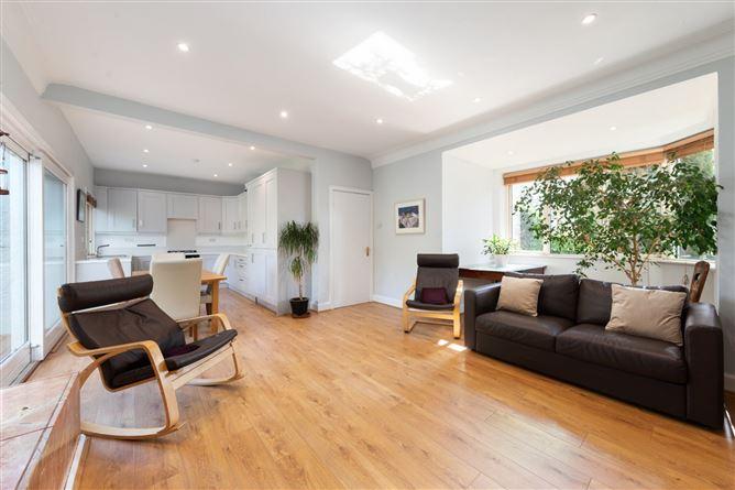 29 Landscape Crescent, Churchtown, Dublin 14, D14DT73, historical listing image 5