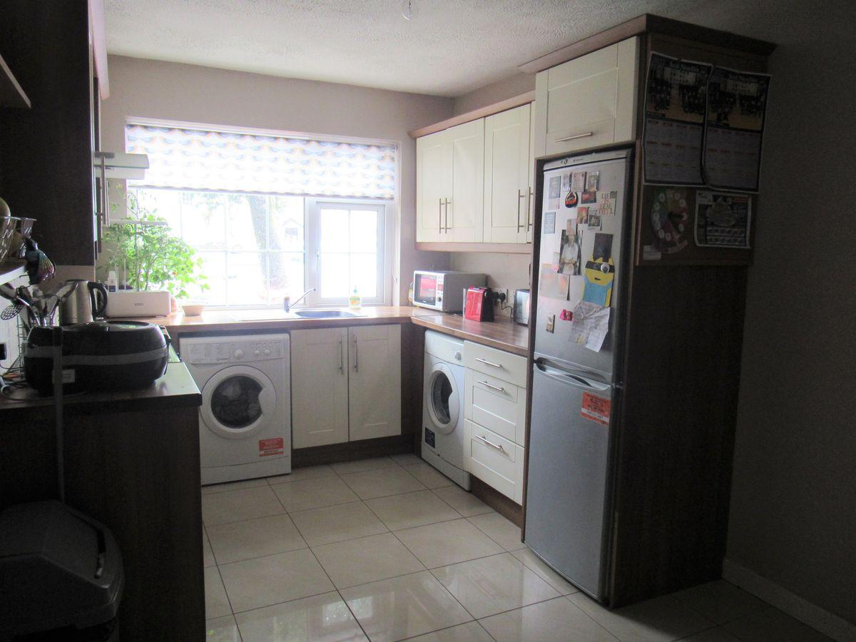 154 Greenhills Court, South Douglas Road, Douglas, Cork City, historical listing image 4