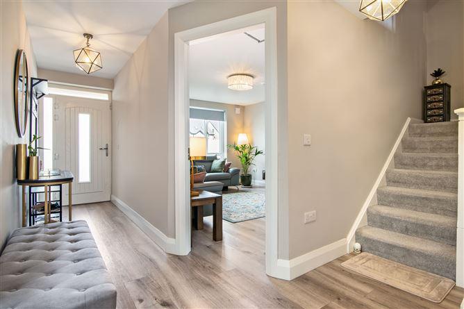 34 Farmhill Manor, Strandhill Road, Sligo City, Sligo, historical listing image 3