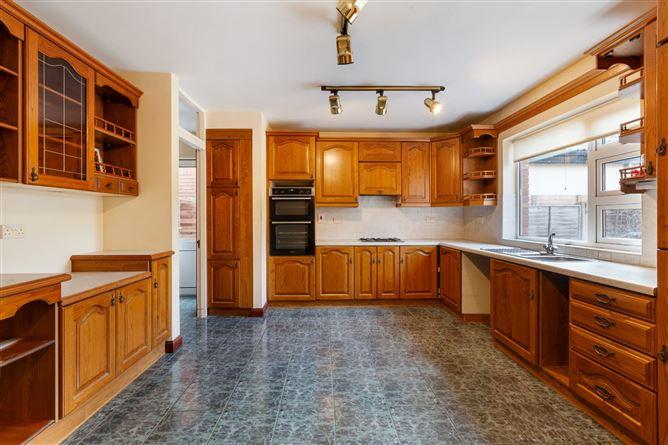 3 The Heathers, Castleknock, Dublin 15, historical listing image 4