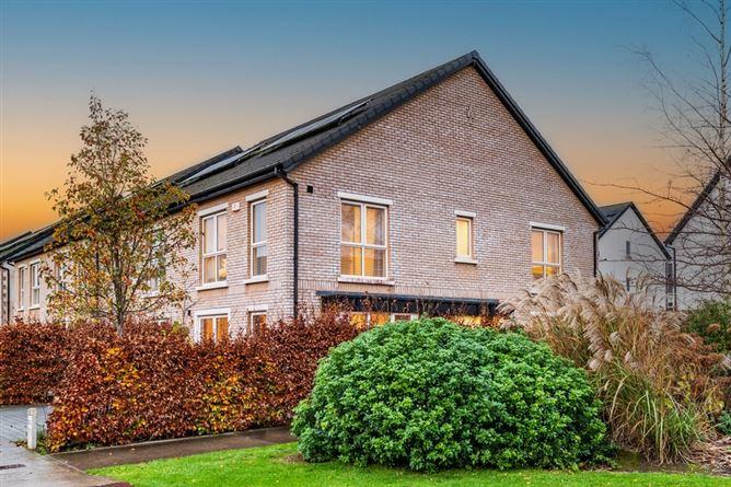 15, Oak Park, Co. Kildare, historical listing image 3