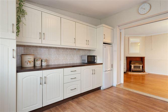 87 Aughavanagh Road, Crumlin, Dublin 12, historical listing image 5