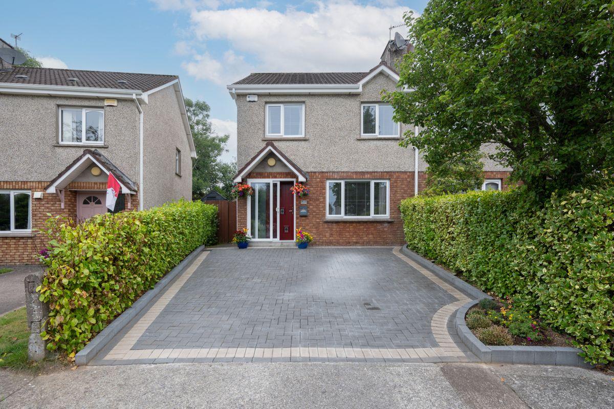 34 The Willows, Classes Lake, Ballincollig, Co. Cork, P31H525, historical listing image 2