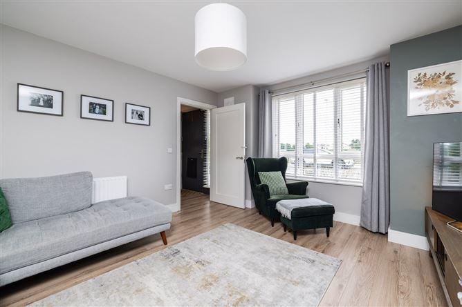 35, Knightsgate Crescent, Co. Dublin, historical listing image 4