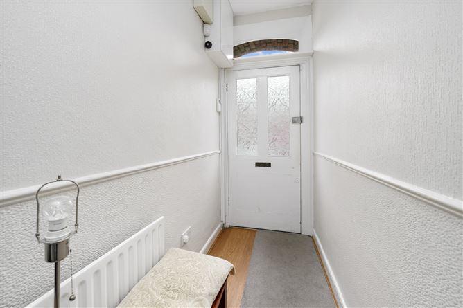 Original advertisement for 33 CARLINGFORD RD, DRUMCONDRA, DUBLIN 9