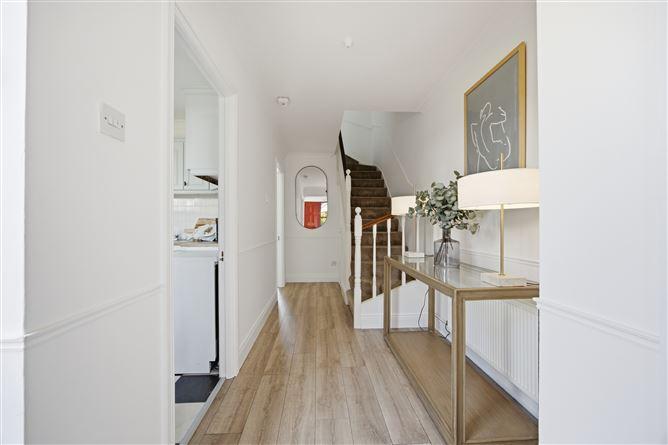 24, Oakley Square, Dublin 6, historical listing image 2